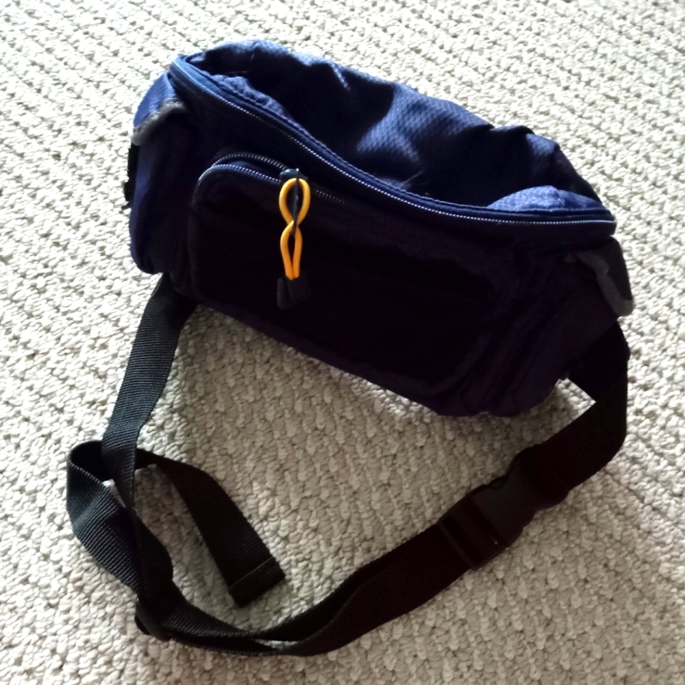 Belly pack